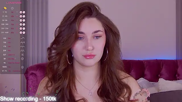 KiraBarlows online show from February 1, 8:29 pm