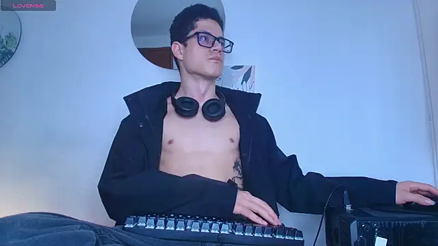 wolfandsky online show from March 6, 11:38 am