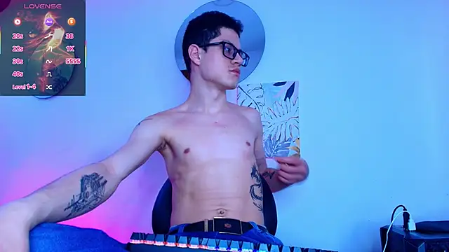 wolfandsky online show from February 18, 11:50 am