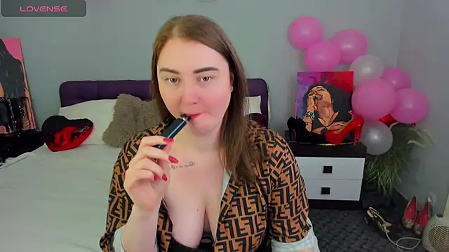 lillyloan4u online show from April 3, 8:26 pm