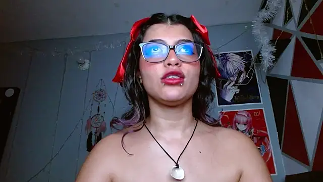 Snapshot of Eyfy_bbs chatting on January 25, 12:06 am Eyfy bbs online show from January 25, 12:06 am