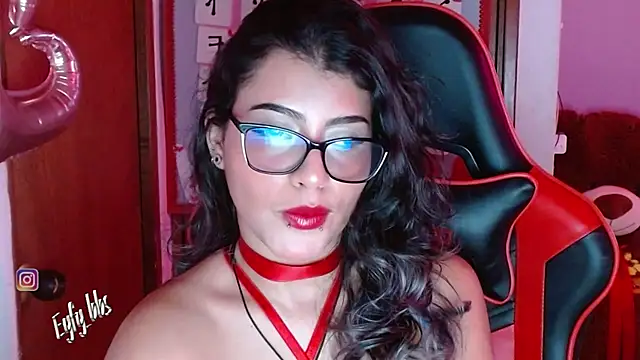 Snapshot of Eyfy_bbs chatting on February 14, 9:10 pm Eyfy bbs online show from February 14, 9:10 pm