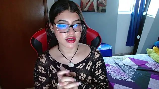 Snapshot of Eyfy_bbs chatting on January 30, 8:53 pm Eyfy bbs online show from January 30, 8:53 pm