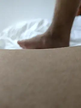 Issac6592 online show from September 28, 2:24 pm