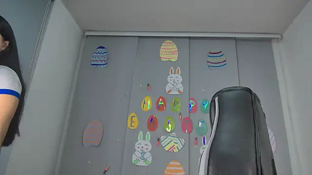 AmandaBrooks 18 online show from April 1, 3:08 am