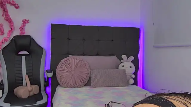 AmandaBrooks 18 online show from November 2, 1:54 am