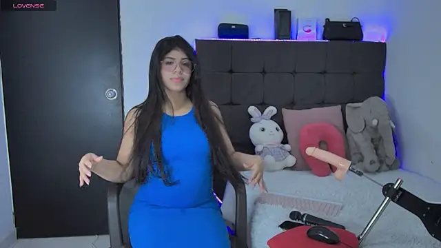 Snapshot of AmandaBrooks_18 chatting on March 8, 12:22 am AmandaBrooks 18 online show from March 8, 12:22 am
