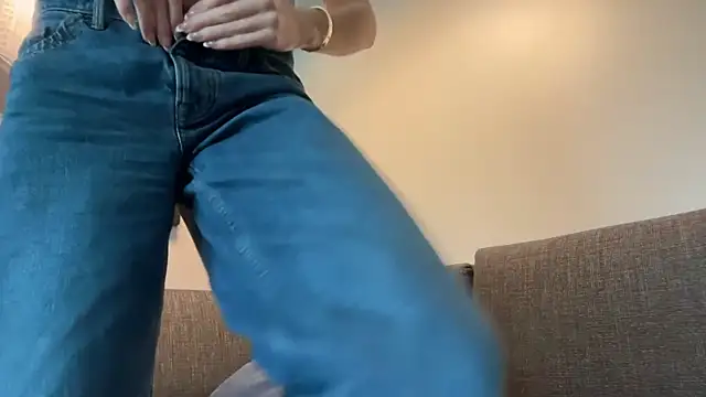 graciesmith27 online show from April 12, 8:56 pm