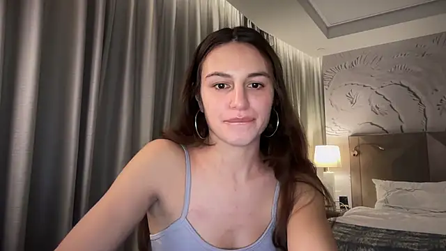 graciesmith27 online show from February 6, 3:35 am