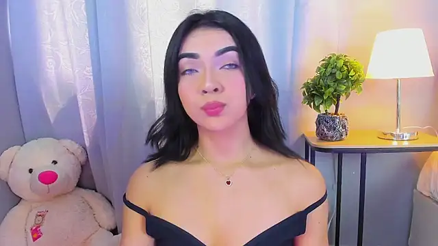 Snapshot of GABRIELAM_MS chatting on June 22, 5:21 pm GABRIELAM MS online show from June 22, 5:21 pm
