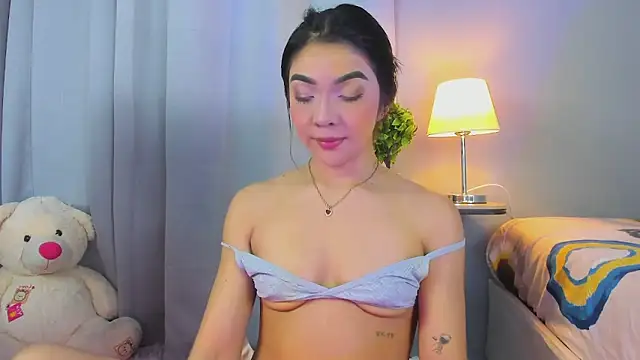 Snapshot of GABRIELAM_MS chatting on July 1, 3:51 am GABRIELAM MS online show from July 1, 3:51 am