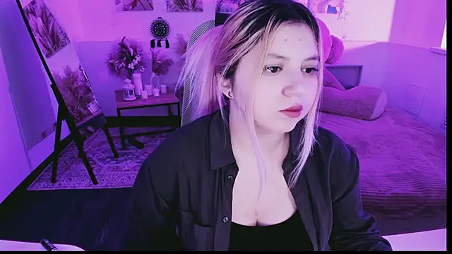 DiaAngell online show from March 19, 10:32 pm