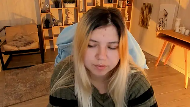 DiaAngell online show from October 26, 12:11 am