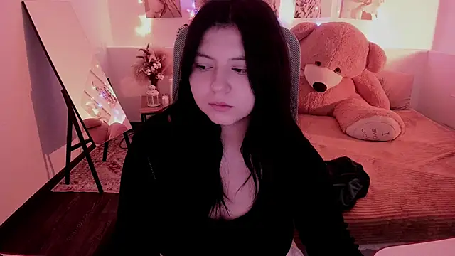 Snapshot of DiaAngell chatting on May 24, 7:36 pm DiaAngell online show from May 24, 7:36 pm