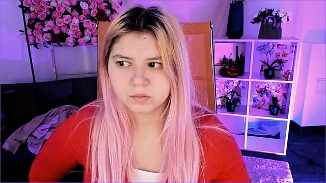 DiaAngell online show from February 10, 7:35 pm