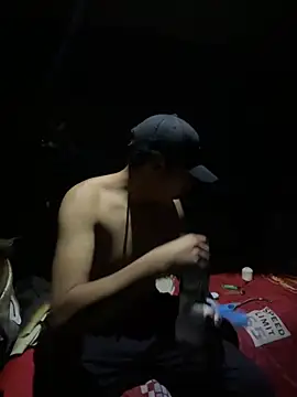 Snapshot of Blade_Ryder666 chatting on November 27, 7:20 am Blade Ryder666 online show from November 27, 7:20 am