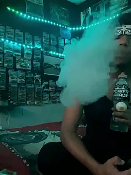 Snapshot of Blade_Ryder666 chatting on January 7, 11:43 pm Blade Ryder666 online show from January 7, 11:43 pm