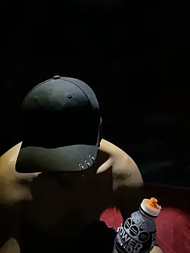 Snapshot of Blade_Ryder666 chatting on November 23, 8:13 am Blade Ryder666 online show from November 23, 8:13 am