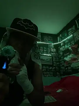 Snapshot of Blade_Ryder666 chatting on February 5, 6:09 am Blade Ryder666 online show from February 5, 6:09 am