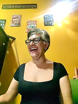 ilonna2025 online show from March 5, 4:56 am