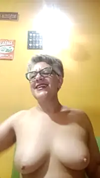 ilonna2025 online show from February 8, 12:38 am