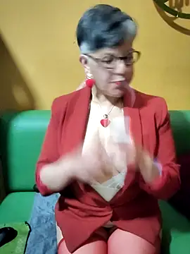 ilonna2025 online show from March 20, 10:33 pm