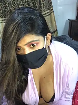 Snapshot of Lovely_WINDI chatting on February 27, 5:37 pm Lovely WINDI online show from February 27, 5:37 pm