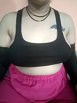 motuuu69 online show from February 28, 1:25 pm