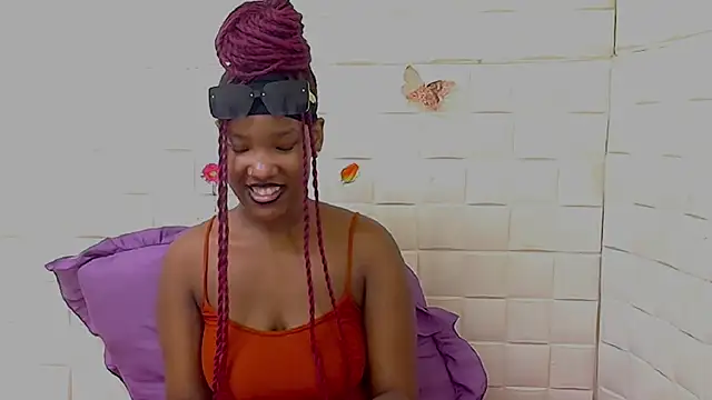 EroticSexyPrada online show from March 16, 5:48 pm