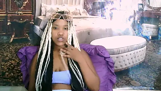 EroticSexyPrada online show from February 6, 7:26 am