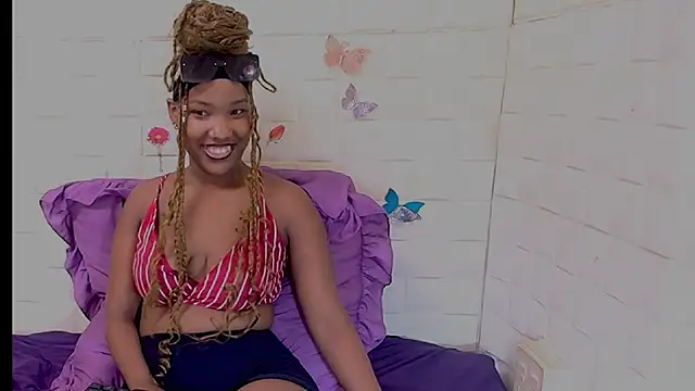 EroticSexyPrada online show from February 13, 9:04 pm