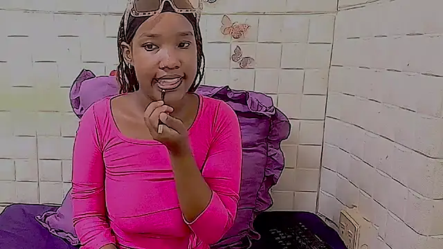 EroticSexyPrada online show from February 21, 4:53 pm