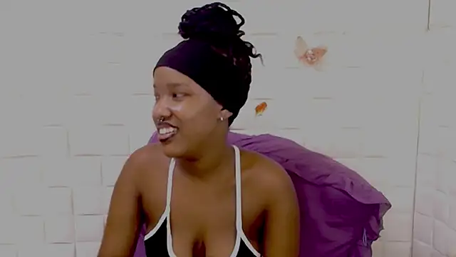 EroticSexyPrada online show from April 8, 6:31 pm