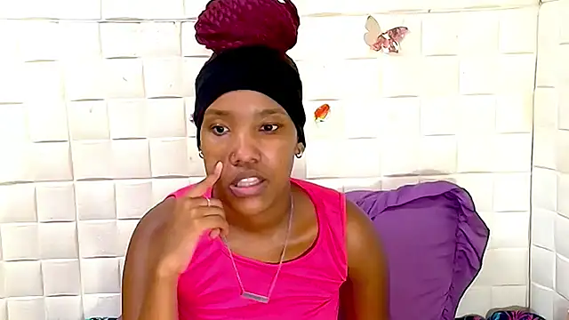 EroticSexyPrada online show from March 27, 5:47 pm