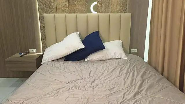 SusannJohnson online show from March 16, 12:29 am