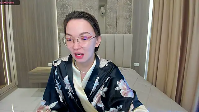 SusannJohnson online show from November 26, 12:21 am