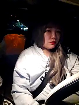 Snapshot of lunahong28 chatting on March 4, 12:55 pm lunahong28 online show from March 4, 12:55 pm