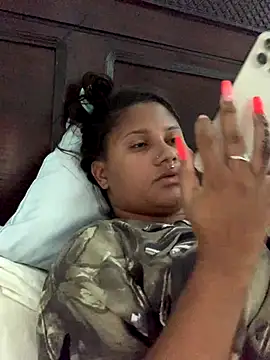 madell online show from October 11, 6:31 pm