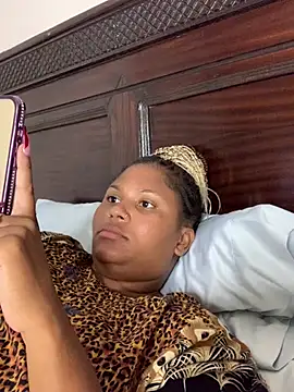 madell online show from March 28, 6:31 pm