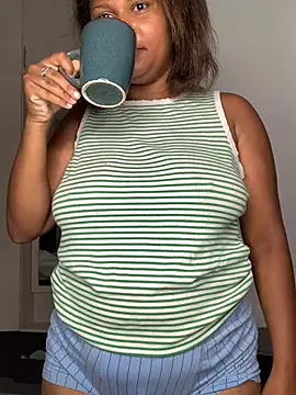 madell online show from March 5, 3:36 am