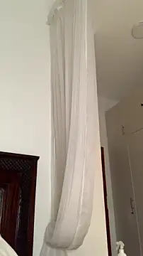 Snapshot of madell chatting on February 19, 2:19 am madell online show from February 19, 2:19 am