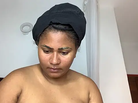 madell online show from October 26, 3:18 am