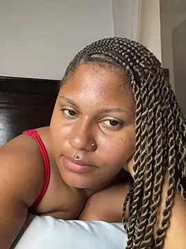 Snapshot of madell chatting on February 1, 3:05 am madell online show from February 1, 3:05 am