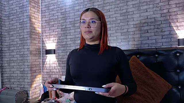 Sophie new25 online show from March 11, 12:54 pm