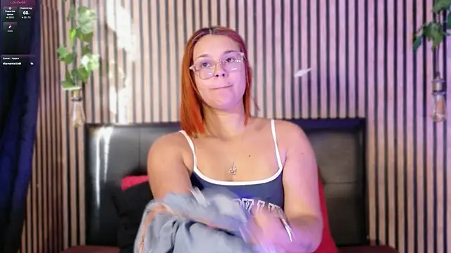 Sophie new25 online show from October 30, 12:47 pm