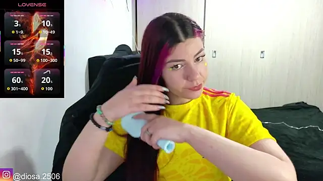 Snapshot of diosa_a_ chatting on June 18, 12:42 am diosa a online show from June 18, 12:42 am