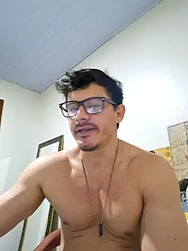 casaputo41 online show from January 18, 2:25 am