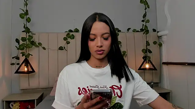 Paulina Lopezz online show from January 9, 8:38 pm