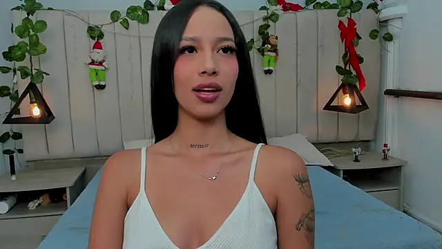 Paulina Lopezz online show from December 15, 9:53 pm