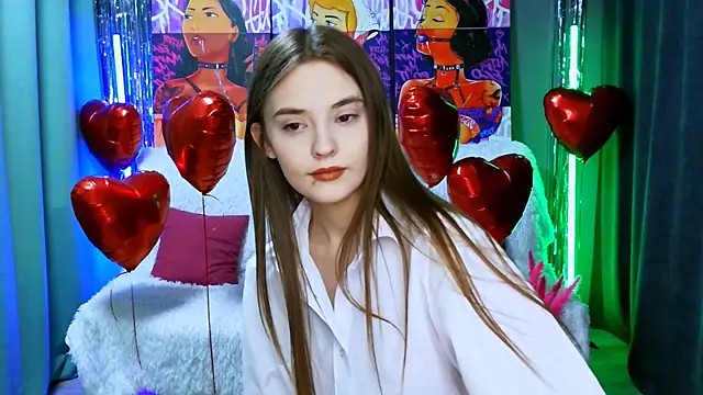 Snapshot of RayWillliams chatting on February 22, 11:57 pm RayWillliams online show from February 22, 11:57 pm